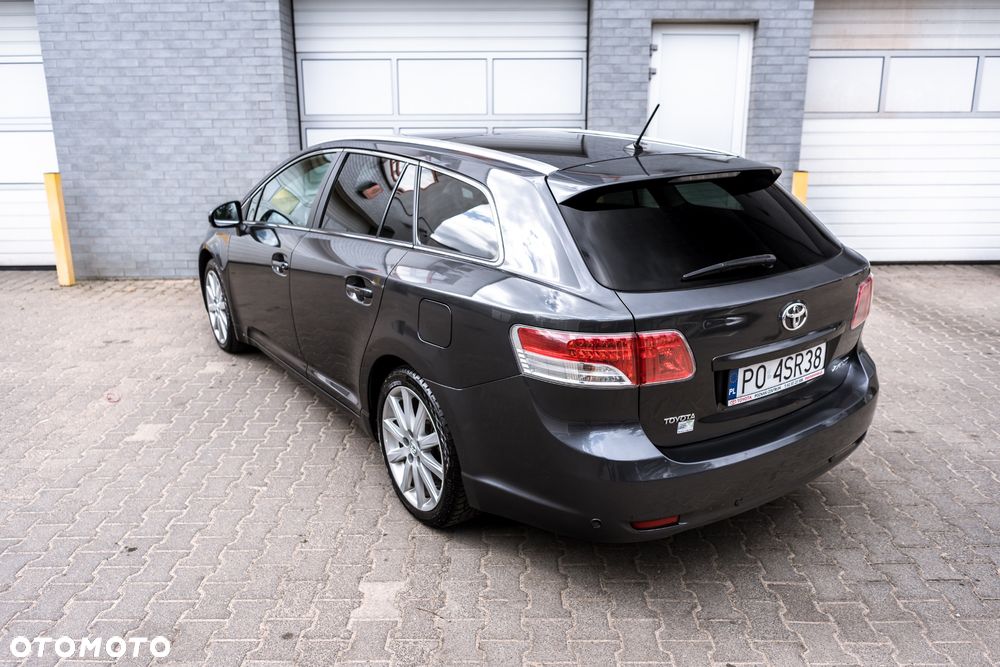 Toyota Avensis 2.0 Sol plus NAVI - 4