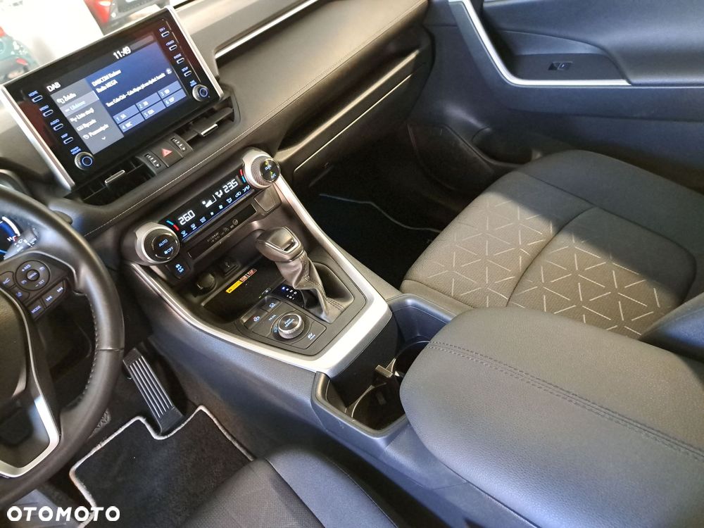 Toyota RAV4 - 28