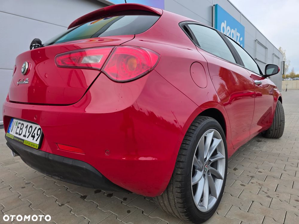 Alfa Romeo Giulietta 1.6 JTDM 16V - 13