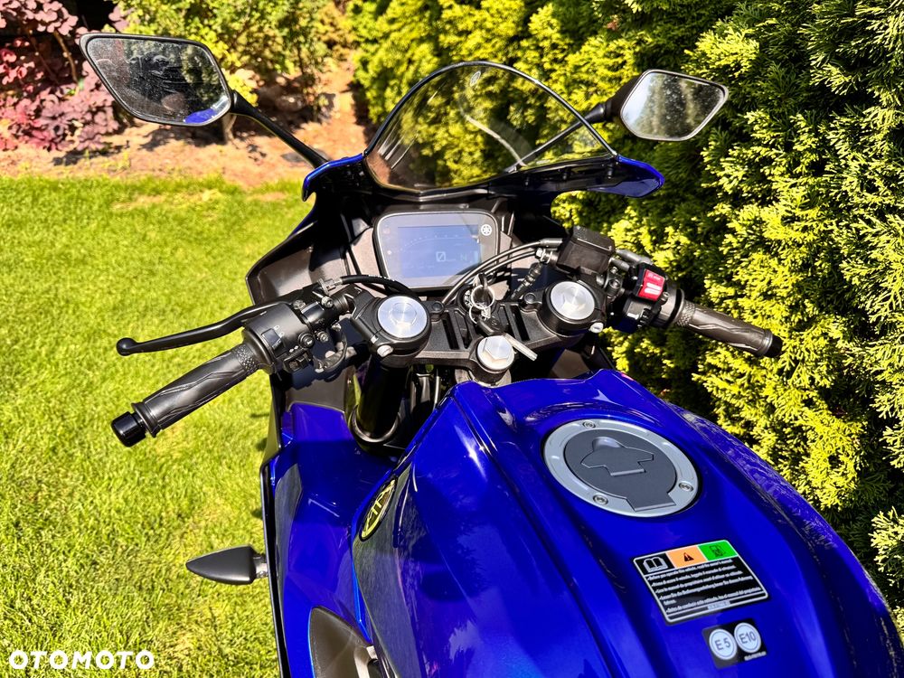 Yamaha YZF - 13