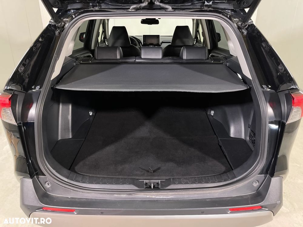 Toyota RAV4 2.0P CVT AWD Luxury - 13