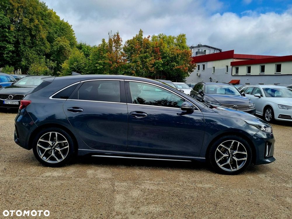 Kia Ceed 1.4 T-GDI DCT OPF GT Line - 4