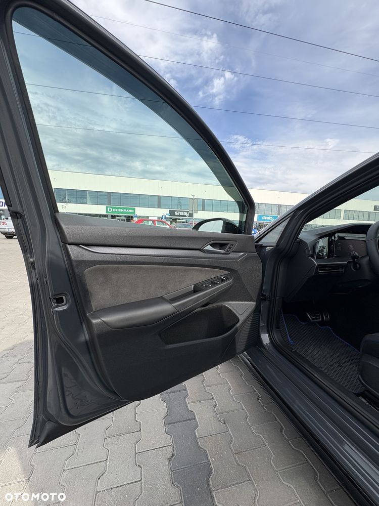 Volkswagen Golf 1.5 eTSI mHEV R-Line DSG - 15