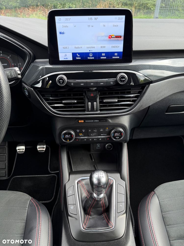 Ford Kuga 2.0 EcoBlue Hybrid ST-LINE X - 15