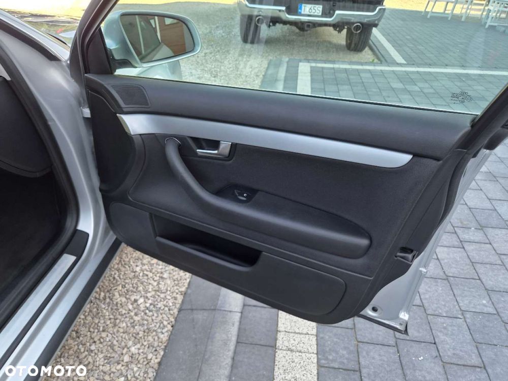 Audi A4 Avant - 20