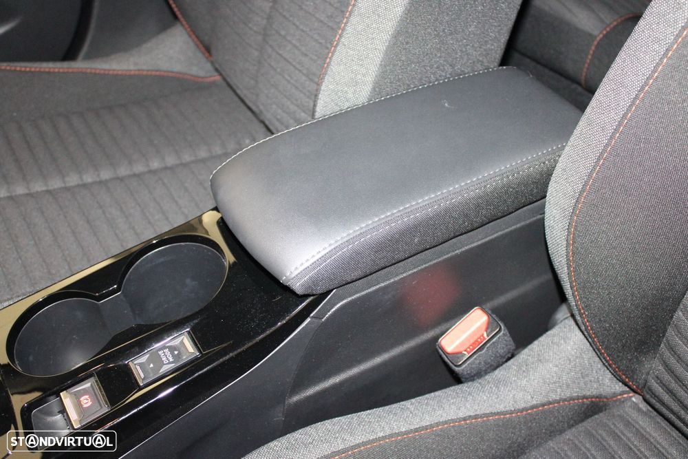 Peugeot e-208 50 kWh Active Pack - 26