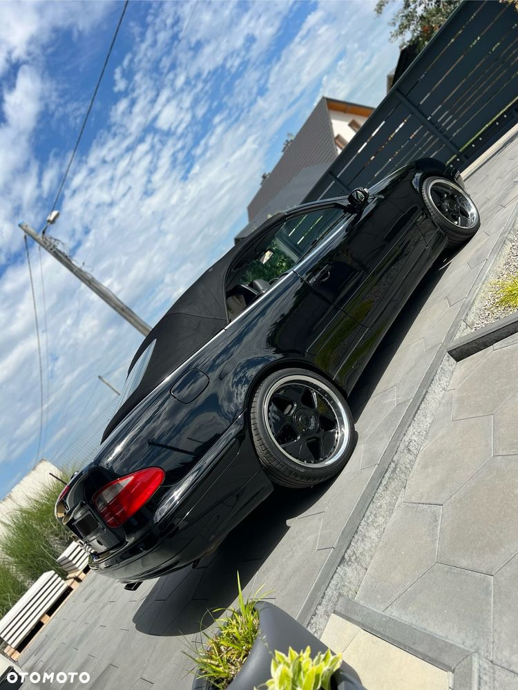 Mercedes-Benz CLK - 23