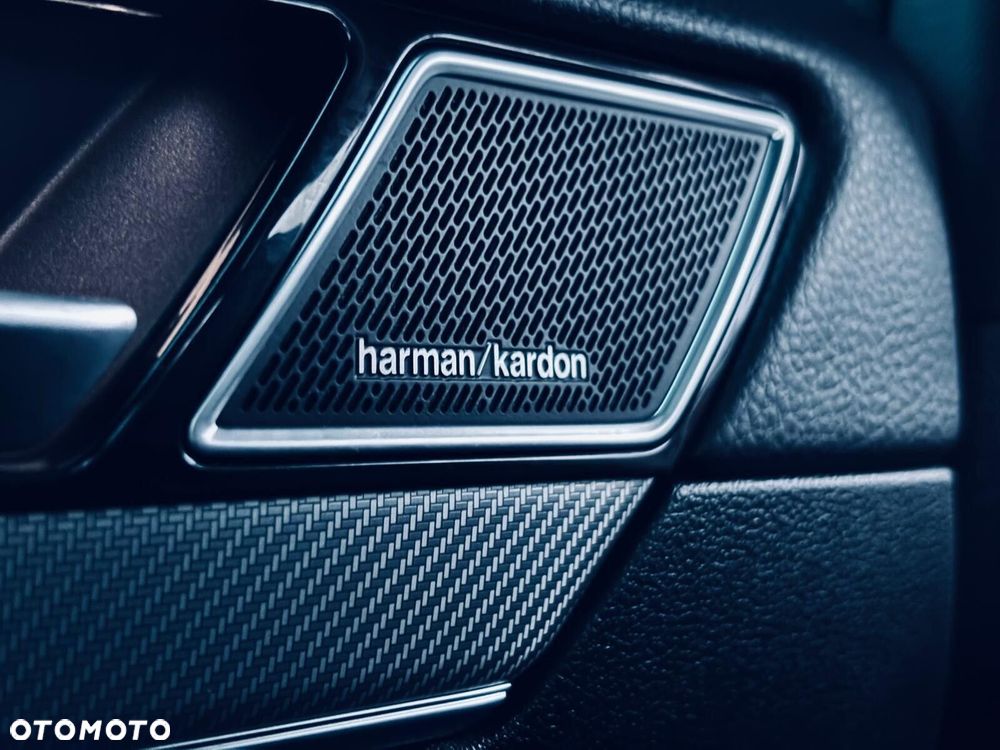 Volkswagen Passat - 10