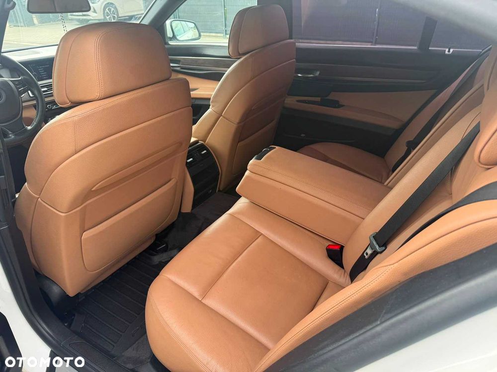 BMW Seria 7 - 3