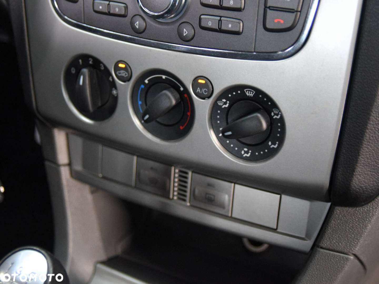Ford Focus - 21