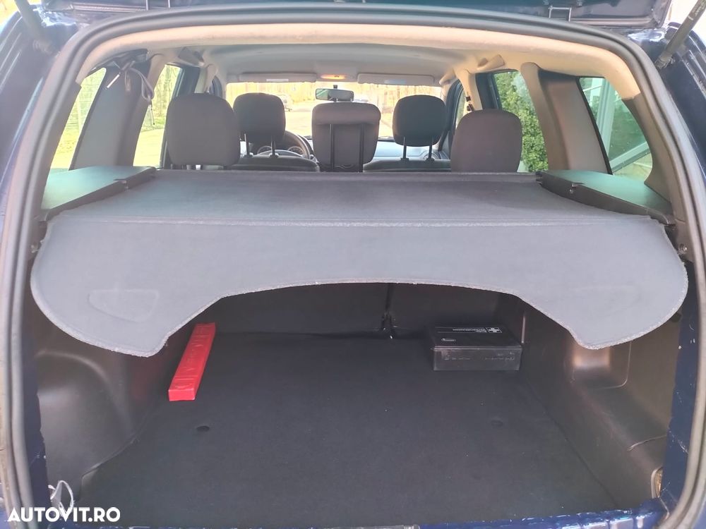 Dacia Duster 1.6 4x2 Laureate - 10