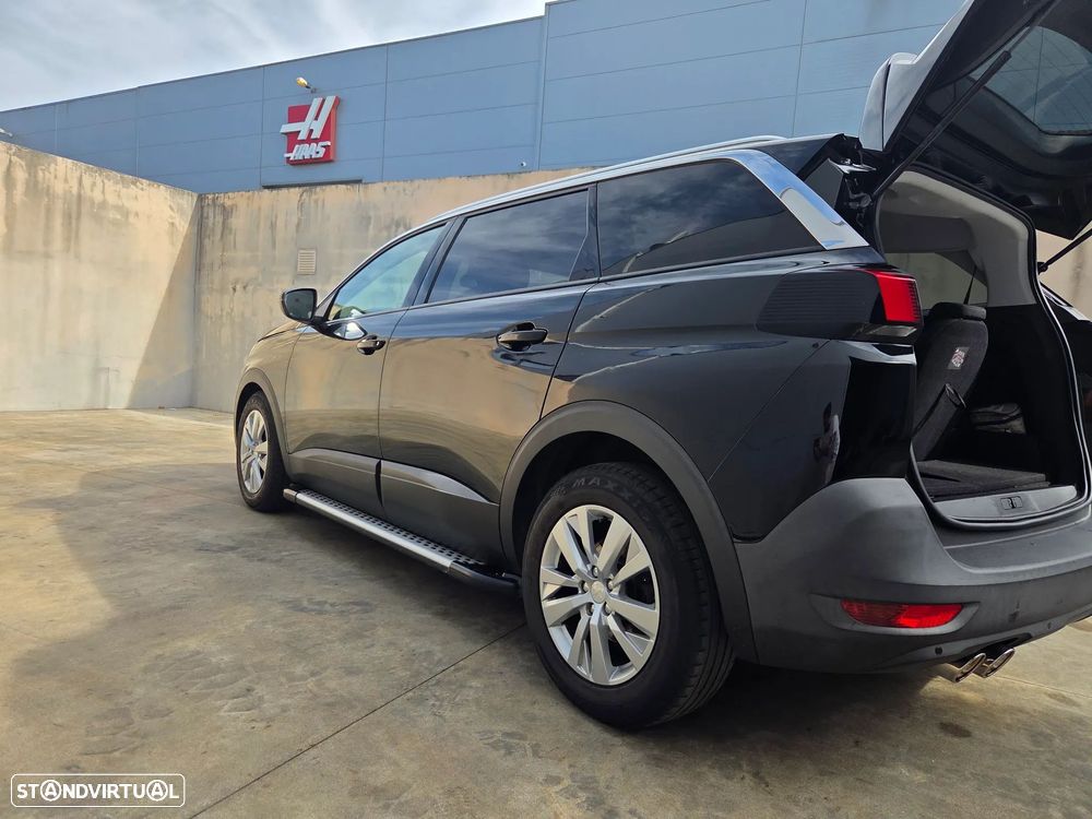 Peugeot 5008 - 30