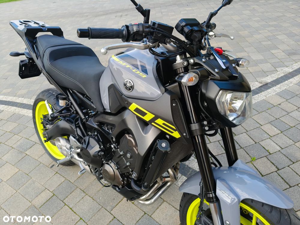 Yamaha MT - 6