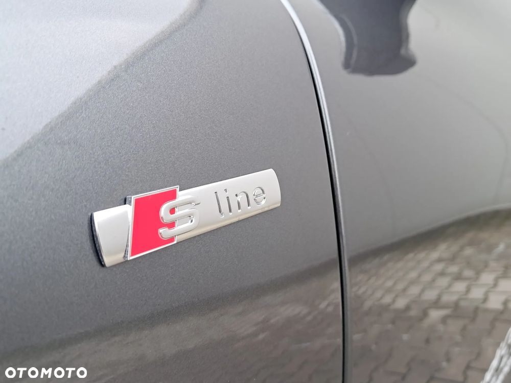 Audi A6 Avant e-tron - 25