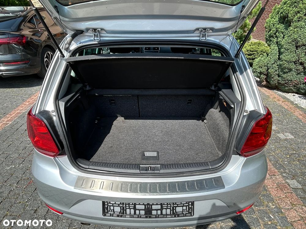 Volkswagen Polo 1.2 TSI Comfortline - 23