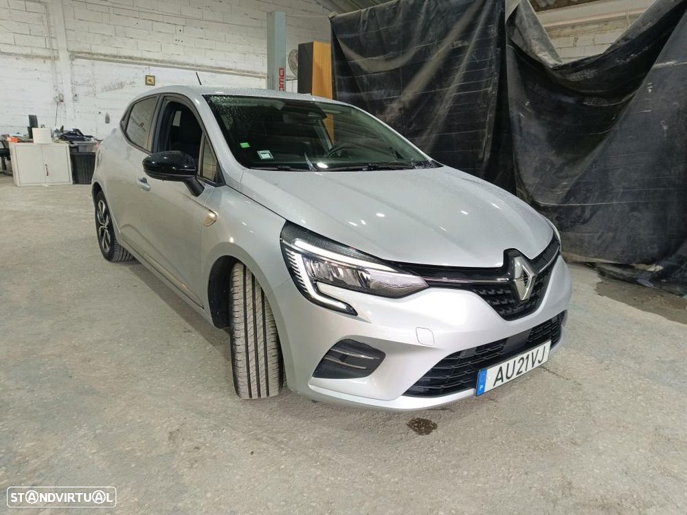 Renault Clio 1.0 TCe Limited Bi-Fuel - 4