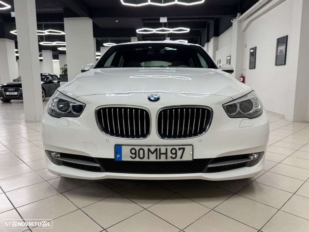 BMW 535 Gran Turismo d - 12
