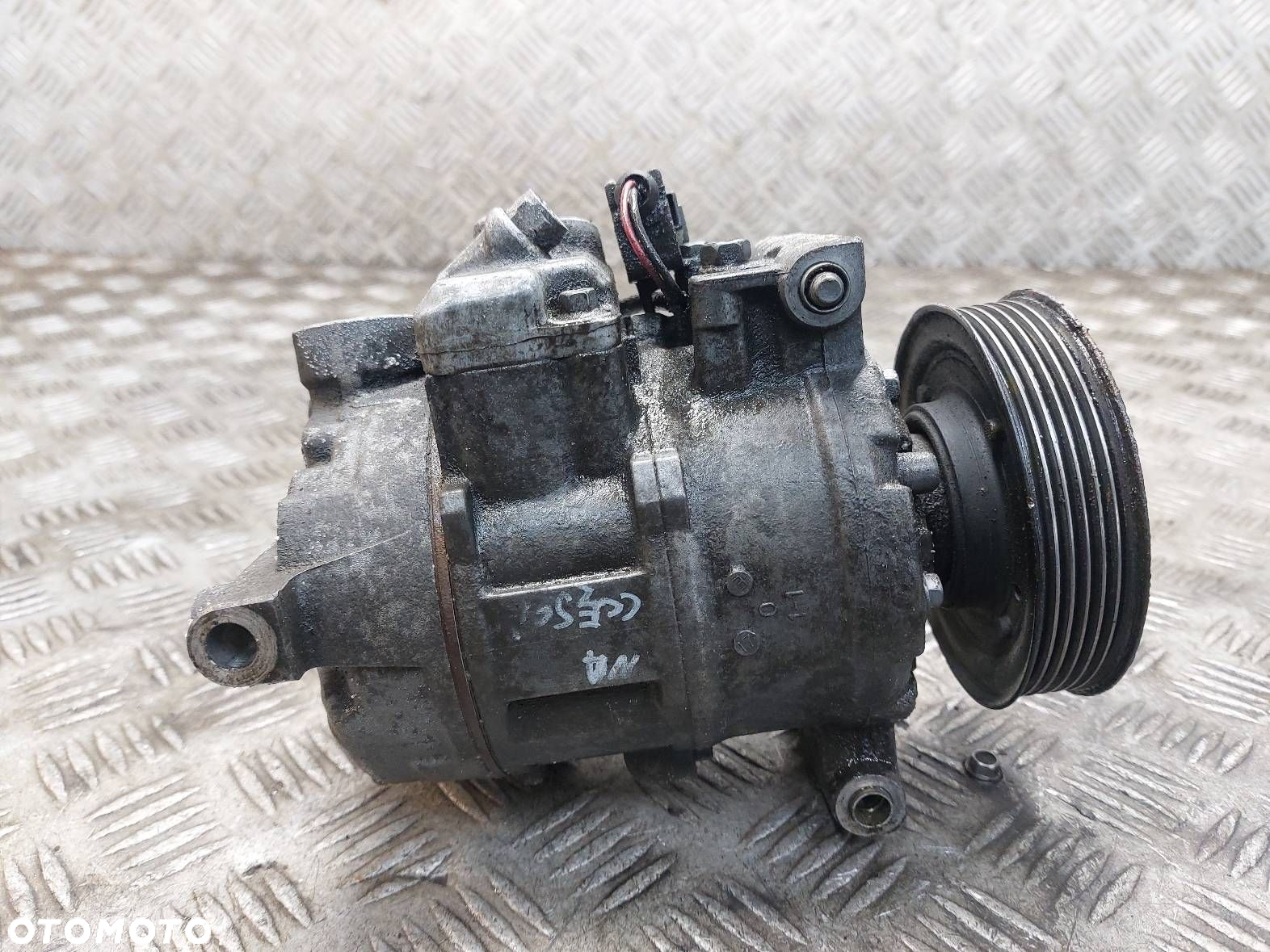 SPRĘŻARKA KLIMATYZACJI USZKODZONY AUDI A4 B6 1.8 T 447220-8413 - 4