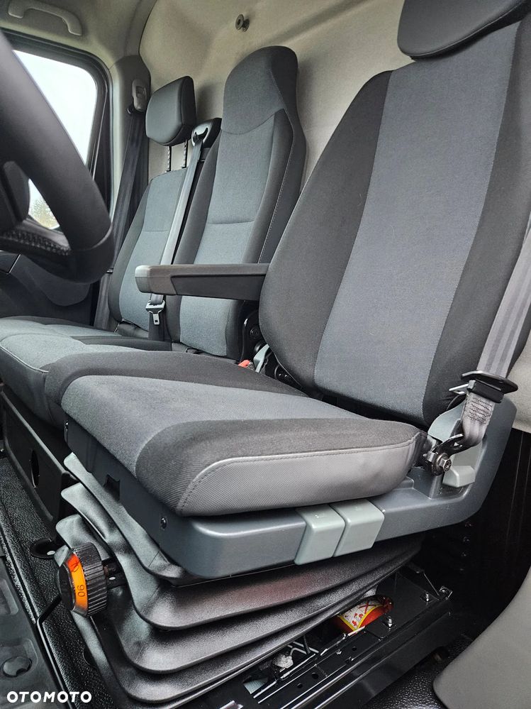 Renault Master L2H2 2.3dCi 136KM - 14