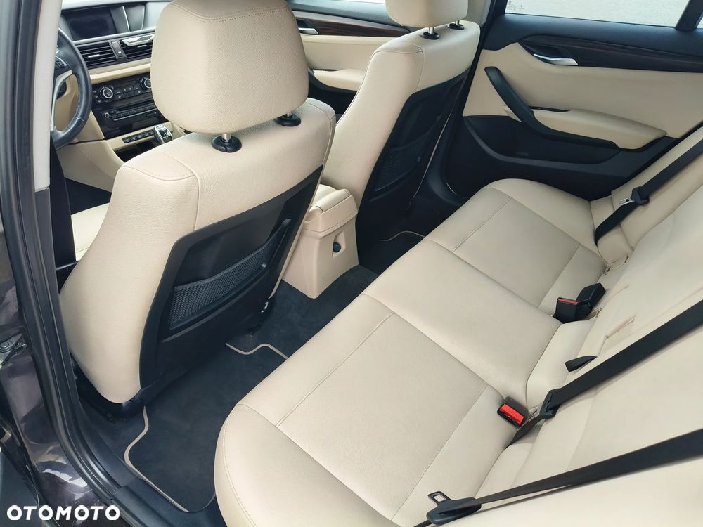 BMW X1 - 16