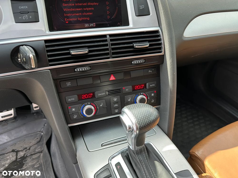 Audi A6 Avant - 14