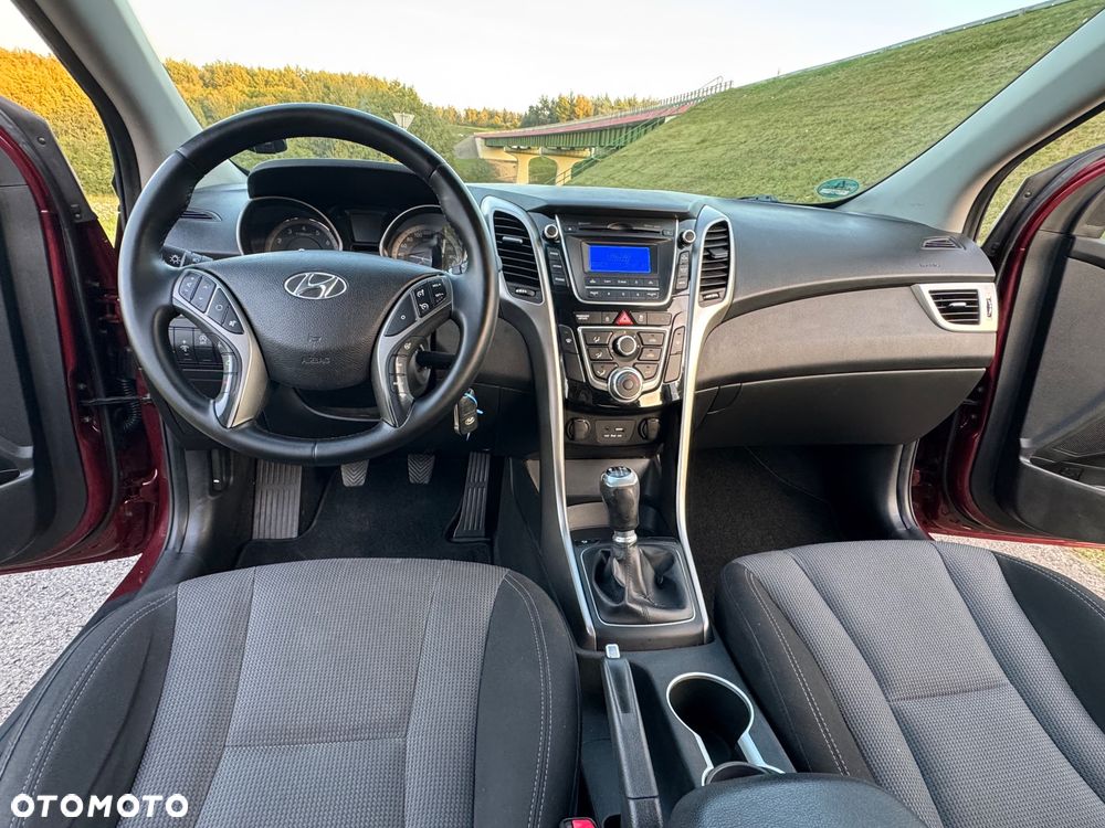 Hyundai i30 blue 1.4 YES Gold - 30
