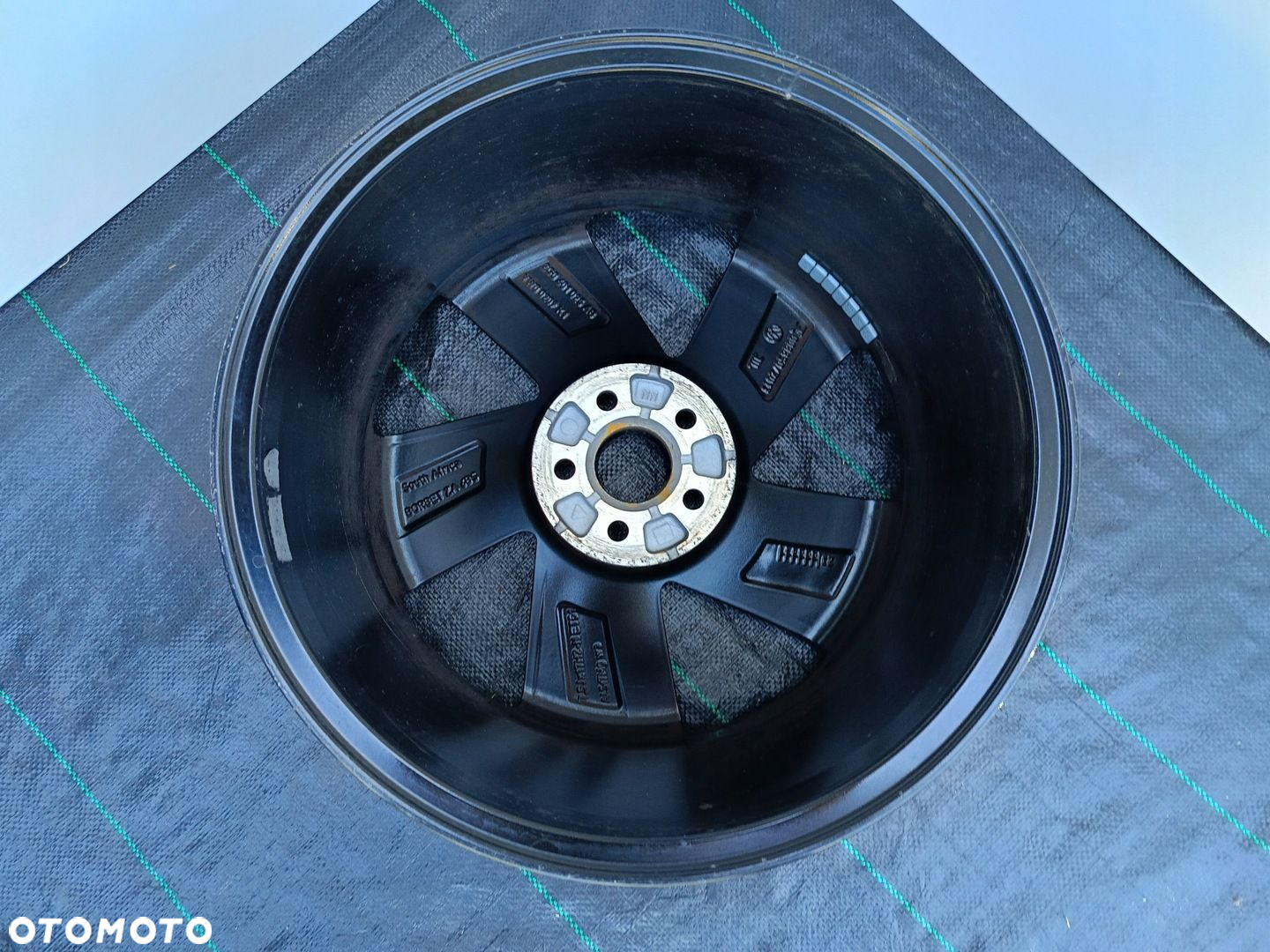 FELGA ALUMINIOWA VW POLO 2G 7.5x17 5x100 ET51 2G0601025AB MILTON KEYNES - 11