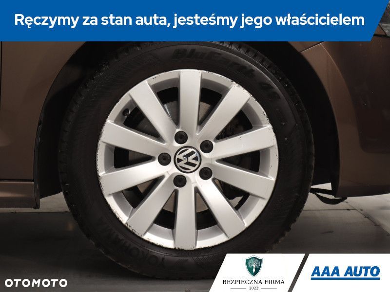 Volkswagen Jetta - 16