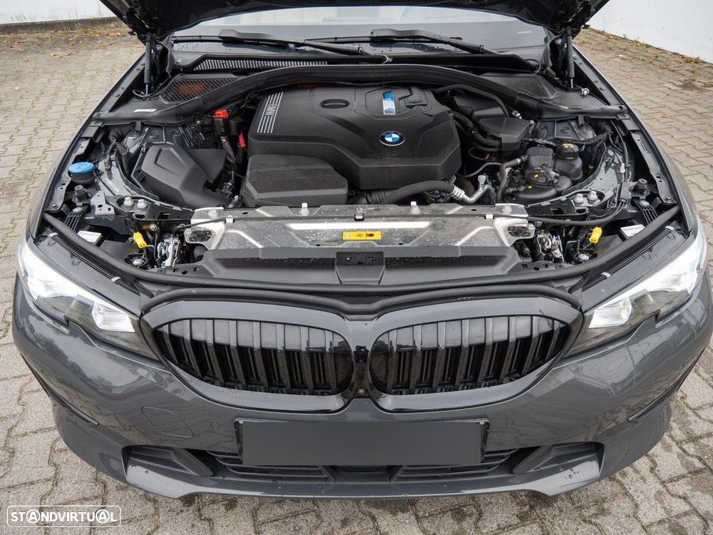 BMW 320 e Aut. Advantage - 45
