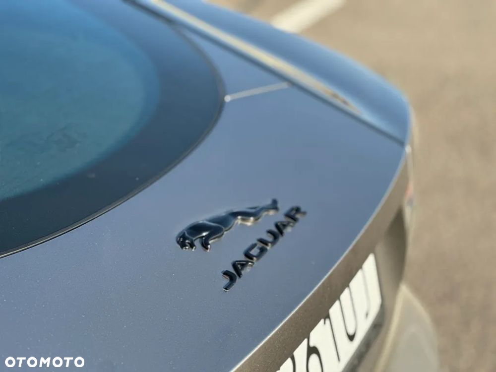 Jaguar F-Type Coupe P450 First Edition - 16