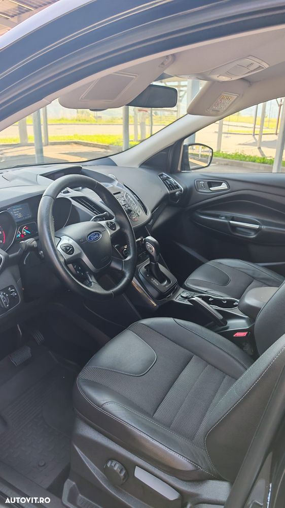 Ford Kuga 2.0 TDCi Powershift 4WD Titanium - 22