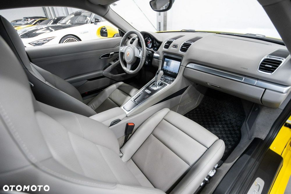 Porsche Cayman S PDK - 27