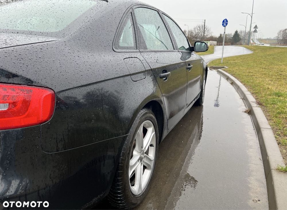 Audi A4 Limousine