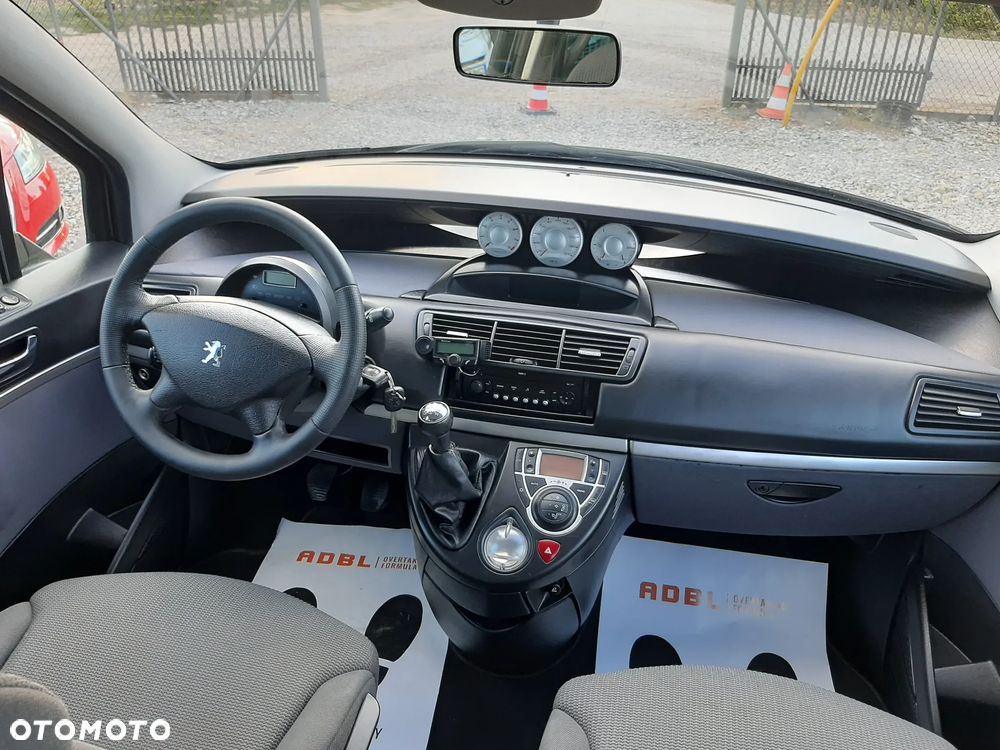 Peugeot 807 140 Premium - 14