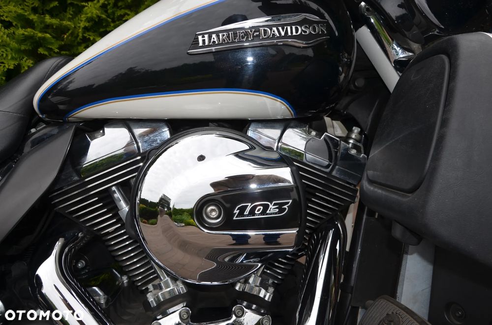 Harley-Davidson FLHTCU Ultra - 33