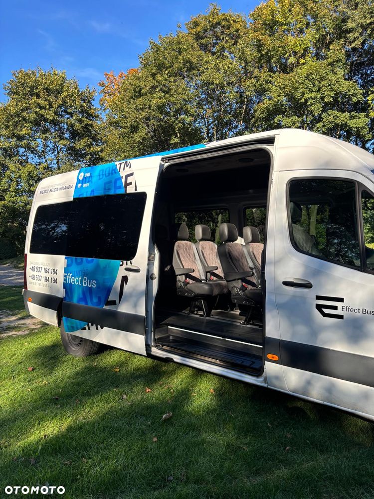 Mercedes-Benz Sprinter - 16