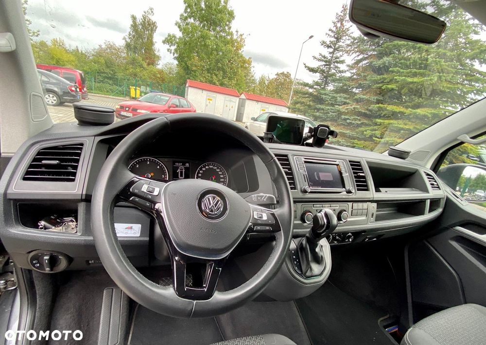 Volkswagen Multivan - 6
