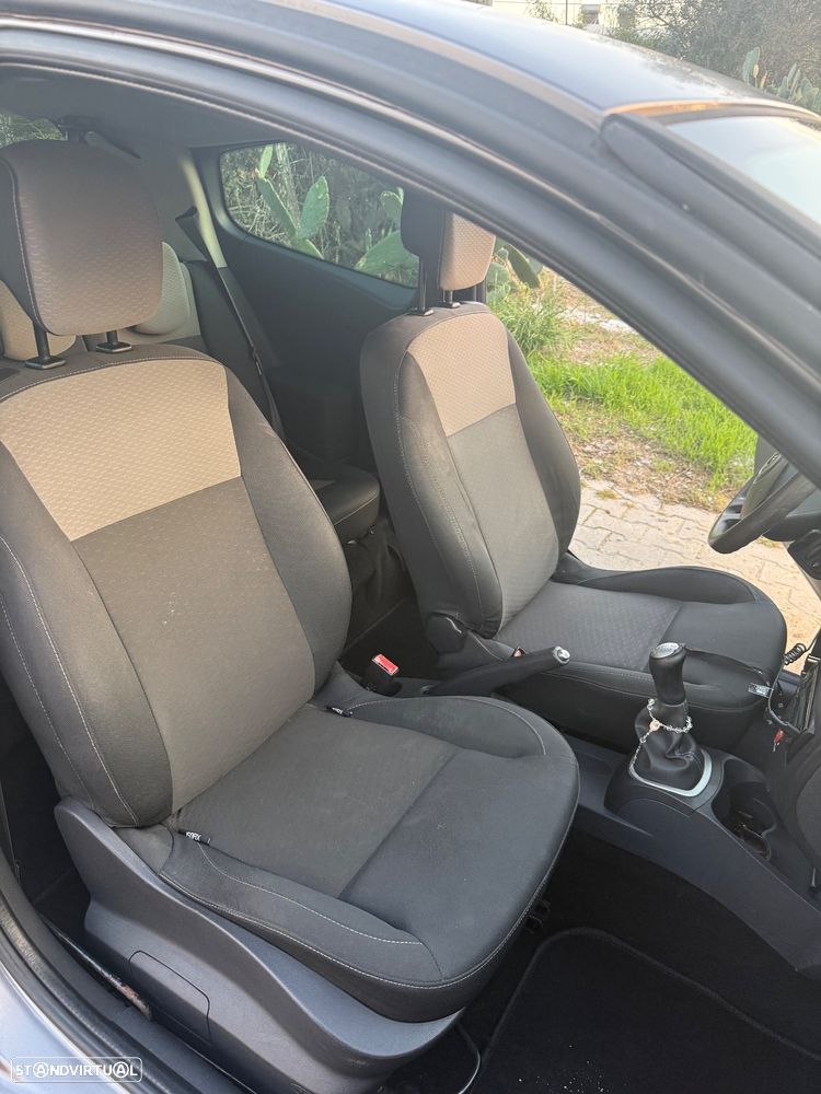 Renault Clio 1.2 16V GT - 27