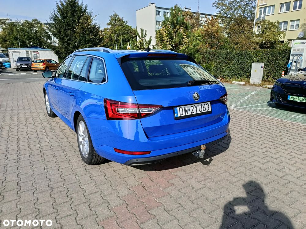 Skoda Superb 2.0 TDI L&K DSG7 - 5