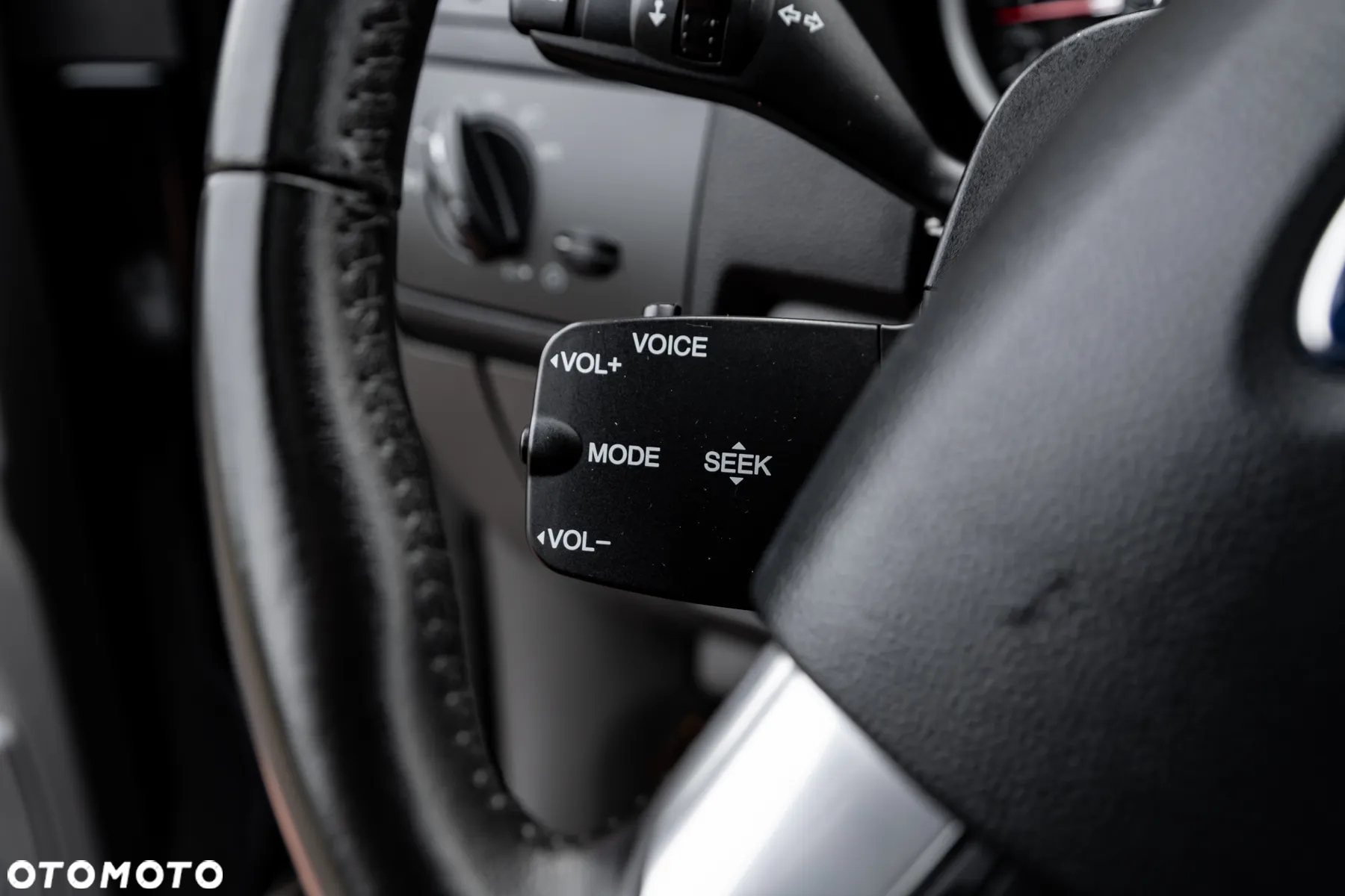 Ford Kuga 2.5 4x4 Titanium - 27
