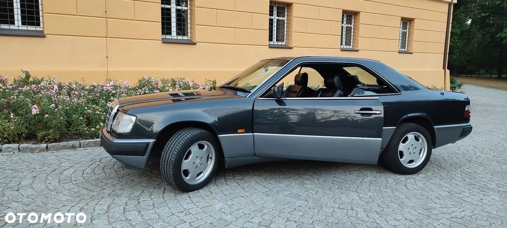 Mercedes-Benz W124 (1984-1993) - 13