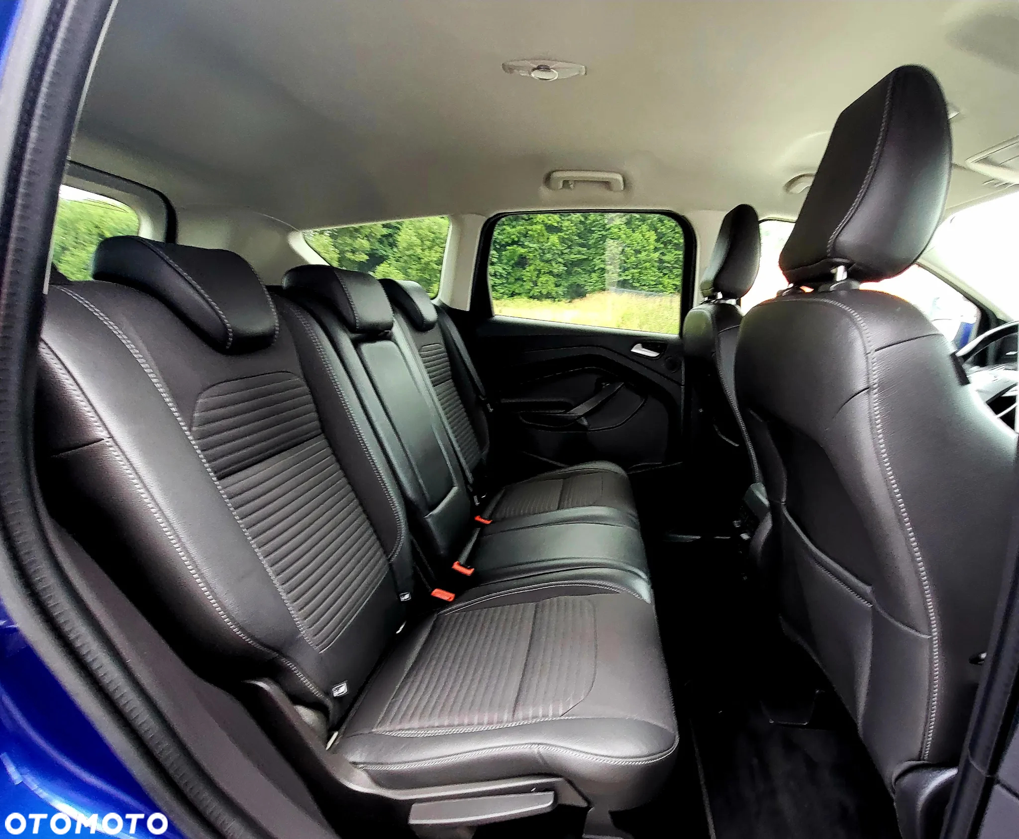 Ford Kuga 1.5 EcoBoost 4x4 Titanium - 30