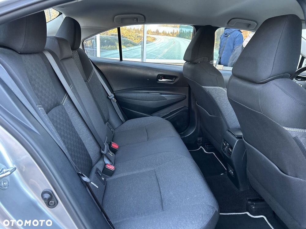 Toyota Corolla 1.8 Hybrid Comfort - 21