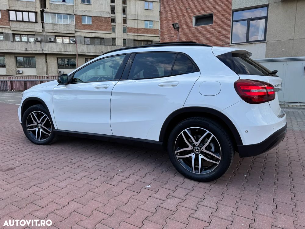 Mercedes-Benz GLA 200 d 7G-DCT UrbanStyle Edition - 11