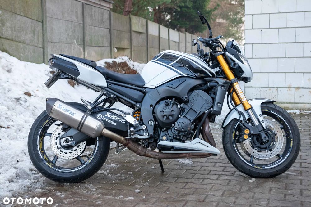 Yamaha FZ8 - 28