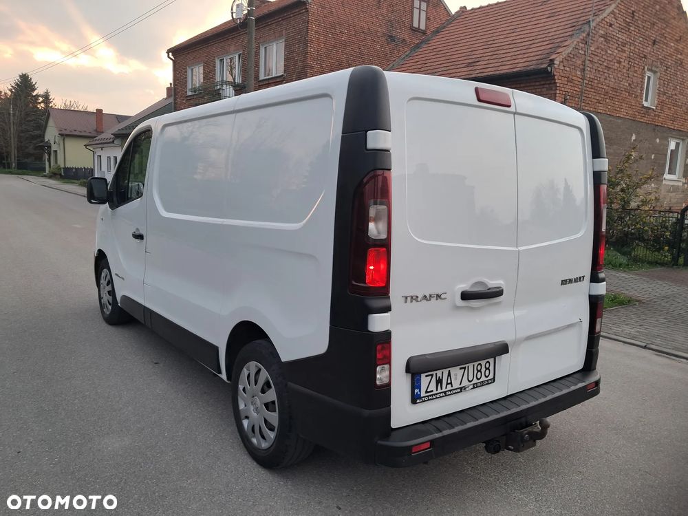 Renault Trafic - 17