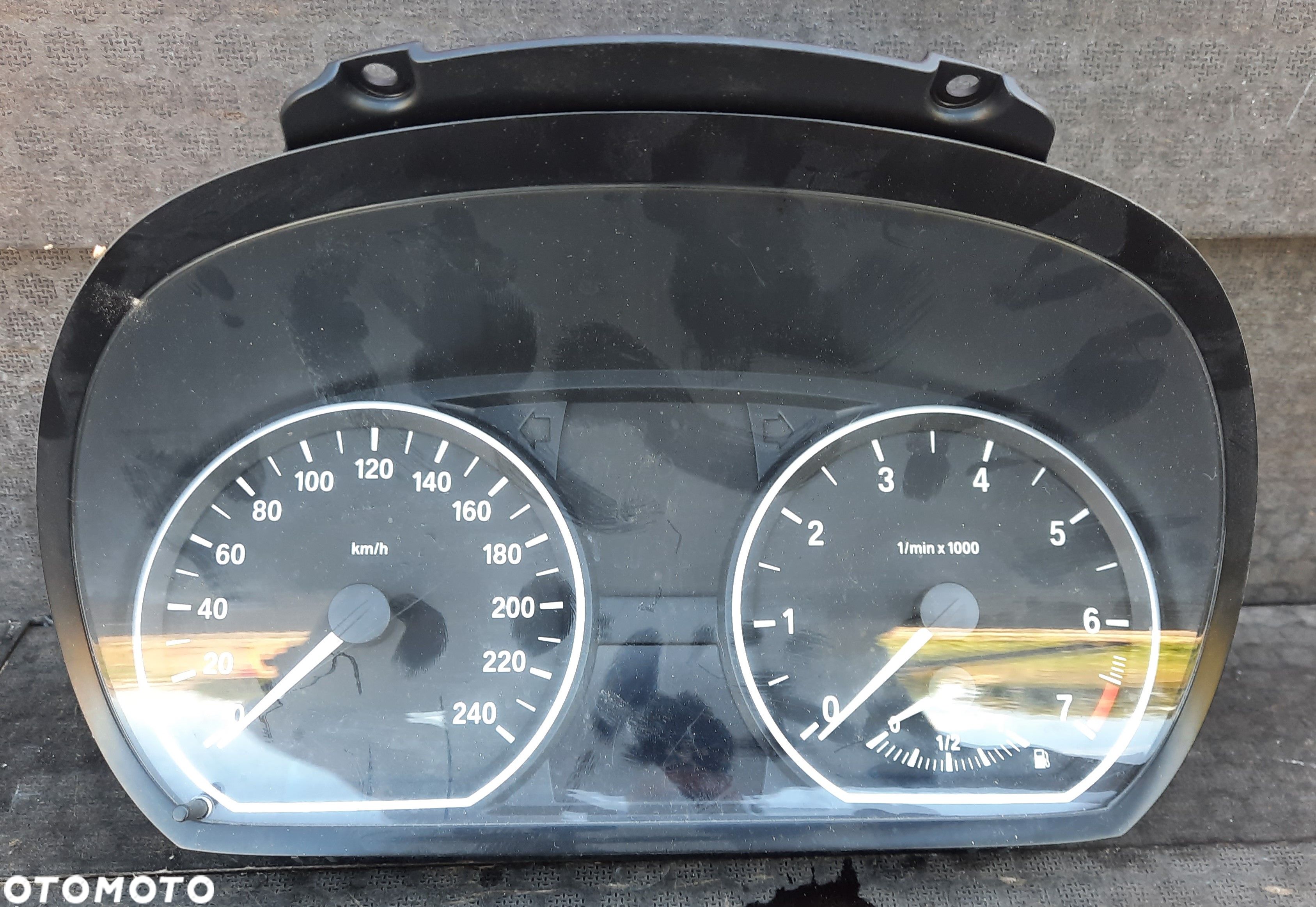 LICZNIK ZEGARY 4032032 BMW E87 LIFT 2.0 B 3D - 1
