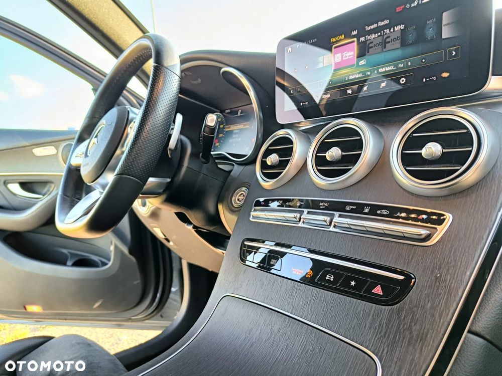 Mercedes-Benz GLC 220 d 4Matic 9G-TRONIC AMG Line - 10