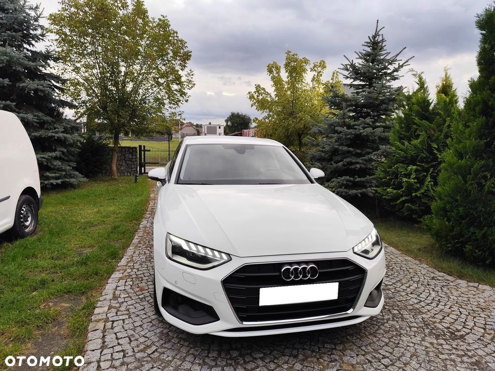 Audi A4 - 4