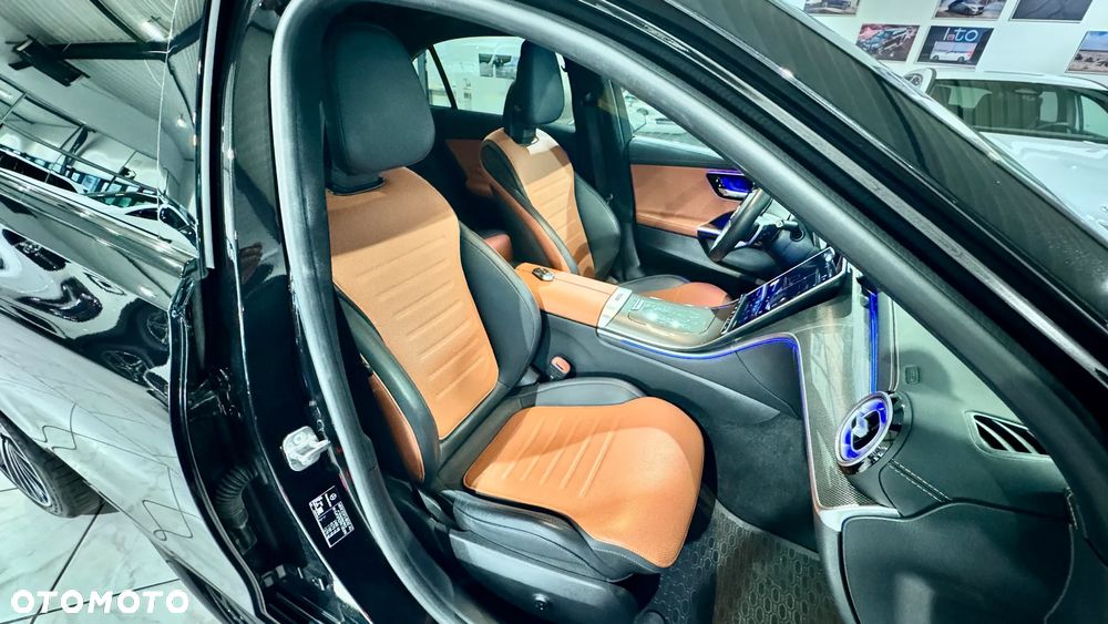 Mercedes-Benz Klasa C 220 d mHEV 4-Matic AMG - 31